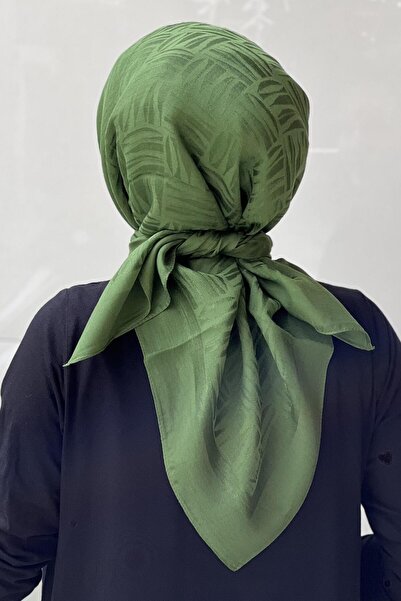 Noura Elisa Scarf