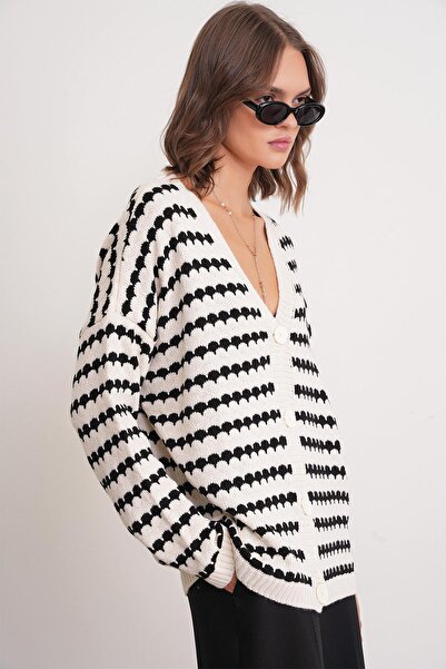 Mixray 6882 Model - Women's Natural Color Eyelash Patterned Knitwear Cardigan