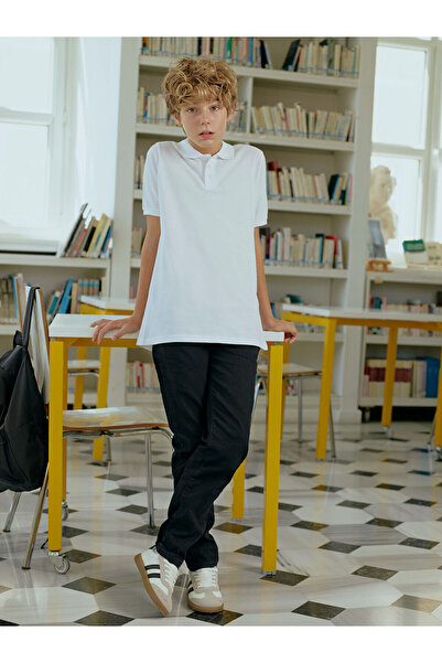 LC Waikiki Μαύρο παντελόνι τζιν για αγόρια με λεπτή εφαρμογή