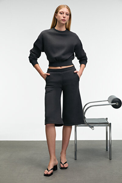 GRIMELANGE ELPIHRA Kadın Oversize Beli Lastikli Çift Cepli Antrasit Şort & Bermuda