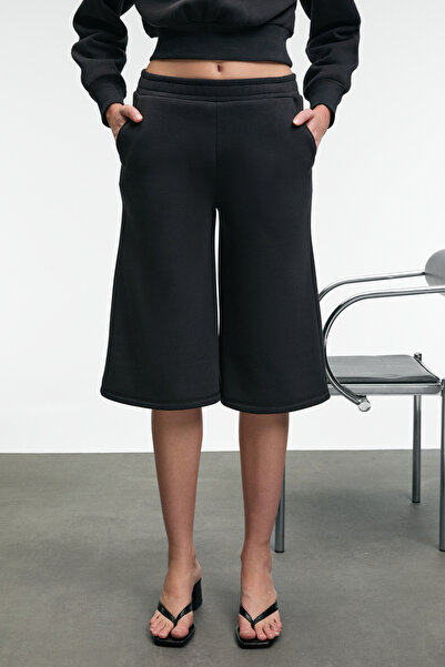 GRIMELANGE ELPIHRA Kadın Oversize Beli Lastikli Çift Cepli Antrasit Şort & Bermuda