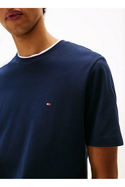 Tommy Hilfiger Erkek Yuvarlak Yaka Regular Fit Pamuklu Kısa Kollu Lacivert T-Shirt MW0MW37508-DW5