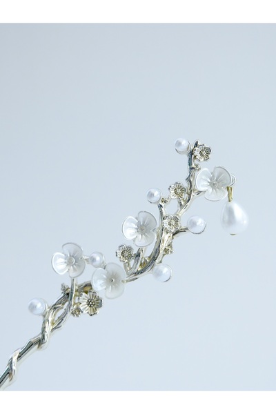 MAHLA White Spring Flower Hairpin, Korean Style Hair Clip