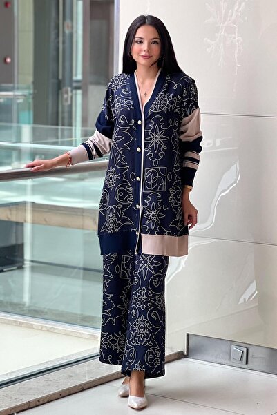 Ghisa طقم بنطلون كارديجان مزين بالزهور على شكل نجمة