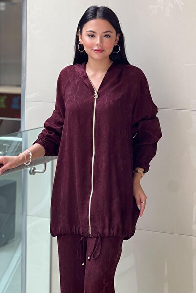 Ghisa Hooded Cap Pants Set with Striped Sleeves