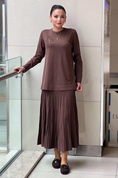 Nuss Mercerized Suit with Bead Embroidered Pleated Skirt