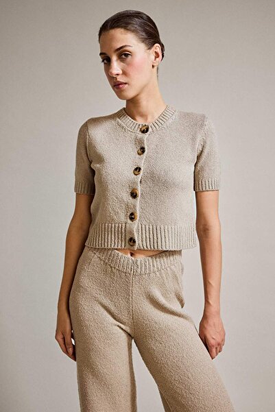 DeFacto Regular Fit Buttoned Short Sleeve Cardigan G2600Ax25Au