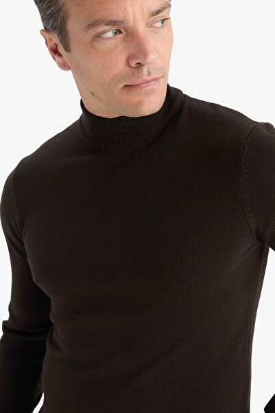 DeFacto Slim Fit Dar Kesim Balıkçı Yaka Basic Düz Triko Kazak R1127AZ25WN