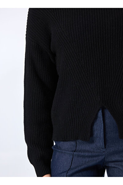 Sisley Pulover negru obișnuit cu guler rotund pentru femei 136WM105B