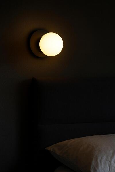 VENON Chiaro Forte Sconce Wall Lamp Glop White Glass Metal Body Modern Sconce Wall Light