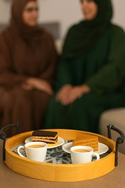 Generic Elegant wooden serving tray