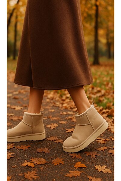 KUUM LONDON İTHAL ORİJİNAL BEJ KÜRKLÜ BOT KM890001