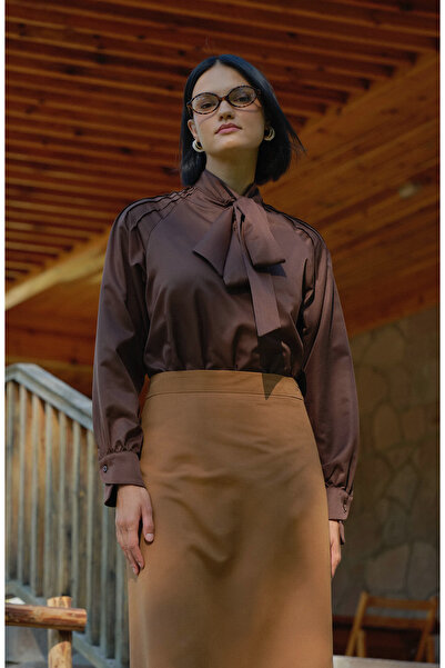 Fatma Atasoy Fiyonklu Kahverengi Midi Gömlek