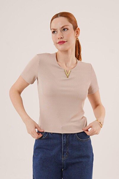 etol textile Κοντομάνικη μπλούζα με λεπτομέρεια πέτρας με πέτο