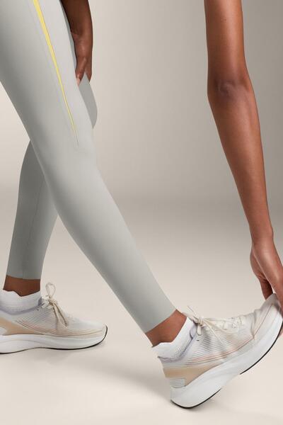 Oysho Compressive core control 65cm ankle-length leggings