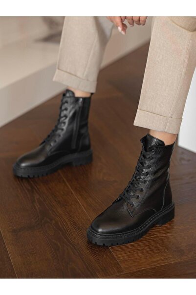 ECENİN BUTİĞİ Danita Siyah Deri Postal