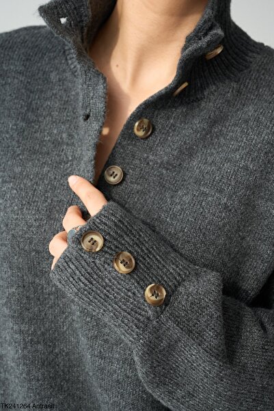 NATUFIAN STORE Women's Oversized Soft Knitwear Sweater with Buttoned Sleeves and Collar