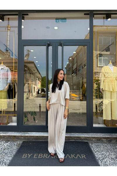 By Ebrar Çakar ekru modal alt üst takım
