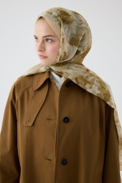 cs camellia scarf Σάλι από μεταξωτό κρεπ Φλωρεντίας - Βουτυρίου Ξανθό