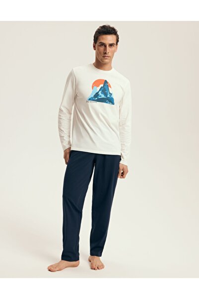 Henderson Classic men's pajamas with a modern design & Subtle print & Style a...