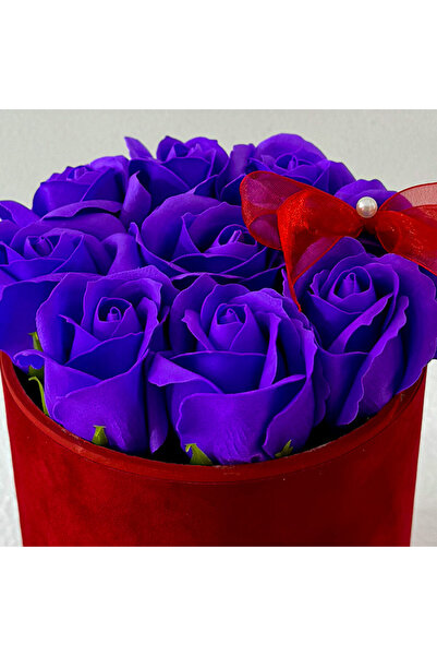 velve Aranjament floral VLV, cu 9 trandafiri de sapun, in cutie rosie de catifea, Mov