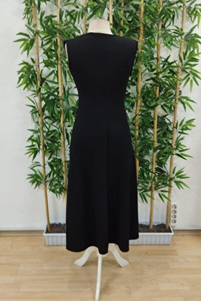 Mossta Double Breasted Collar Waist Gathered Crepe Dress - Black