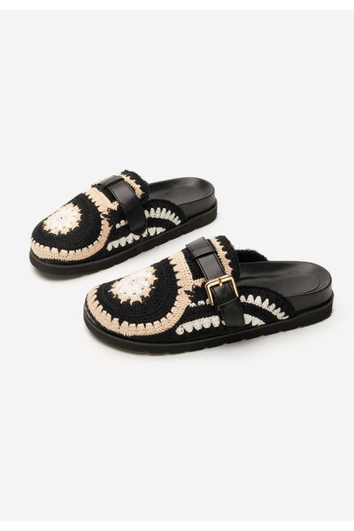 B T Shoes Černé dámské dřeváky Pamila