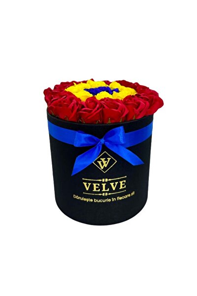 velve Aranjament floral Tricolor, 25 trandafiri din sapun, in cutie rotunda