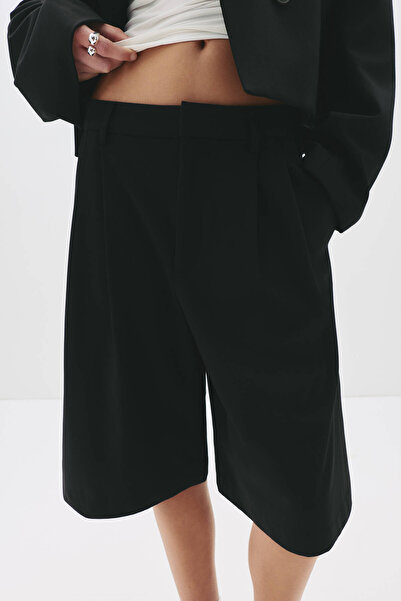 Pull & Bear Smart Bermuda shorts with pleats