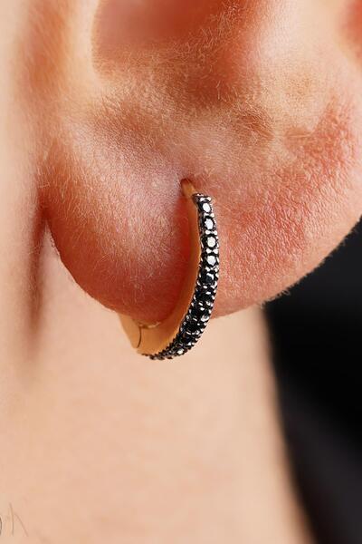 Fiyonk Kuyumculuk 14 Ayar Altın Siyah Taşlı Süzme Erkek Halka Küpe