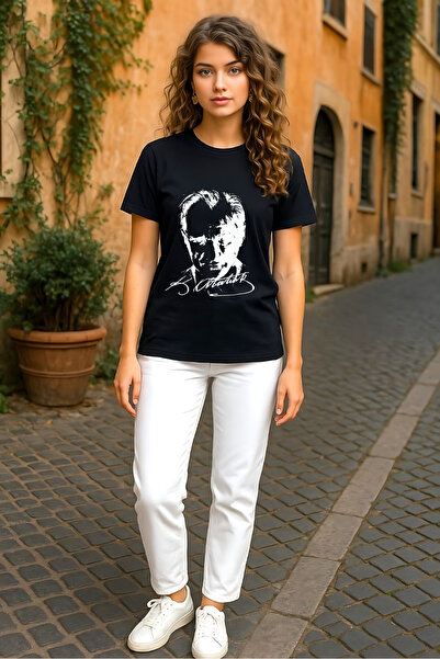 Windy Island Kadın Bisiklet Yaka Atatürk Baskılı %100 Pamuk T-shirt