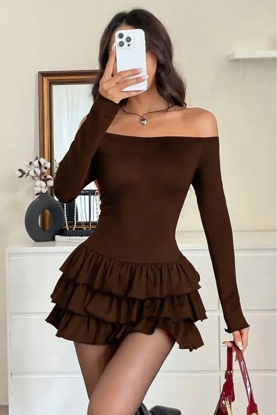 Edela Многослойна, с волани, с лодкаобразно деколте, рокля с дълги ръкави