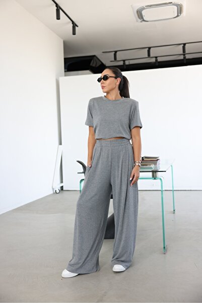 Özge Özgenç High Waist Elastic Waist Sweatpants