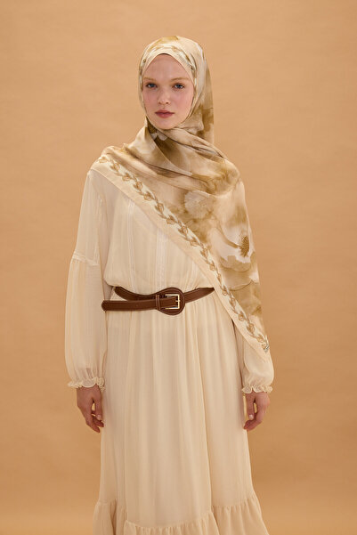 cs camellia scarf Şal din crep de mătase Larissa - galben unt