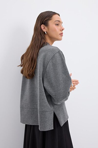 KADRİYE BAŞTÜRK Oversize Side Slit Short Sweatshirt Anthracite Gray