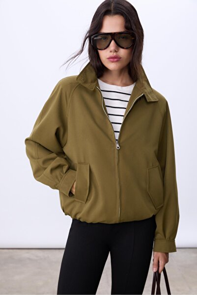 Stradivarius Loose-fitting bomber jacket