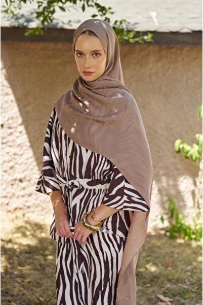 ED Scarf شال بنمط شعار ويلنس 01103025-مينك