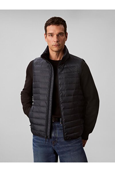 Calvin Klein SLVLSS LT WT NYLON PUFFER VEST