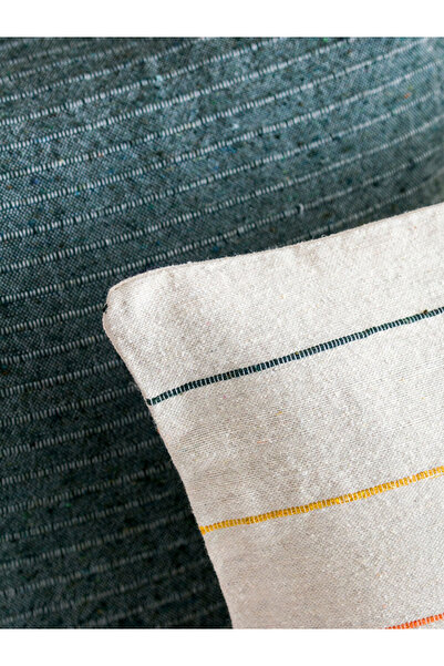 LC Waikiki Λαμπερές επιλογές από το Shining Store | Κάλυμμα μαξιλαριού με σχέδιο ρίγες 2 τεμάχια 45x45 εκ.