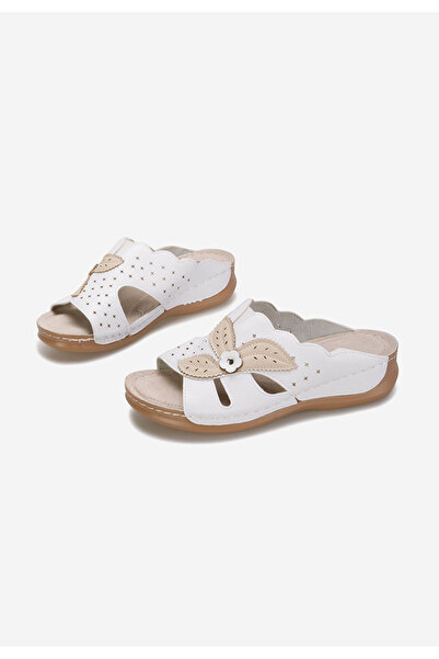 B T Shoes Bílé zdravotní pantofle Yanda