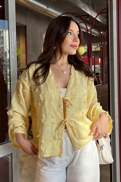 Ladima Women's Butter Yellow Lace-Up Tassel Detailed Shirt
