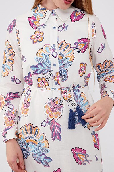 Levidor Φόρεμα με γιακά πουκάμισο σε μπλε ναυτικό χρώμα με λεπτομέρεια από κορδόνι στη μέση