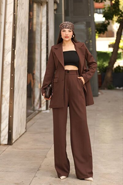 DERELİ Zincir Aksesuarlı Kadın Blazer Ceket – Ofis & Günlük Şıklık