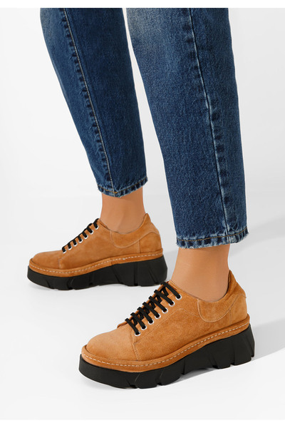 B T Shoes Camelové kožené polobotky Keresa