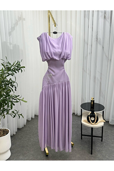 Viola Soft mauve dress with hand embroidery at the waist