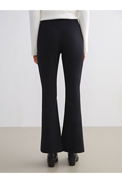 LC Waikiki LCW Modest Dar Fit İspanyol Paça Kadın Pantolon