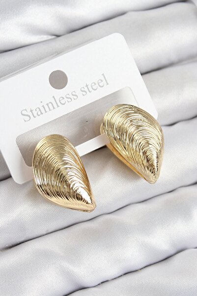 Clariss Brass Oyster Model Gold Color Women's Earrings