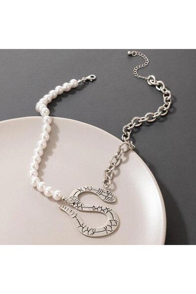 Pursehuit Κολιέ σε ασημένιο χρώμα, με μαργαριτάρια και φίδι, Daniela C11