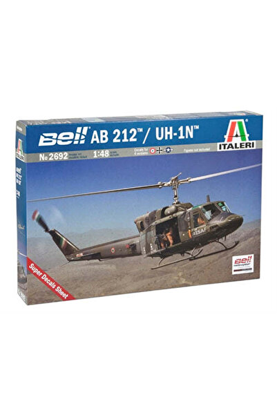 İtaleri Machetă Augusta Bell AB 212/UH-1 N 1:48