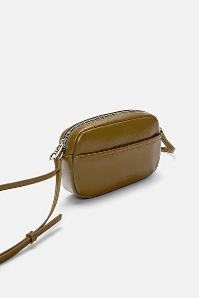 Pull & Bear Patent crossbody bag